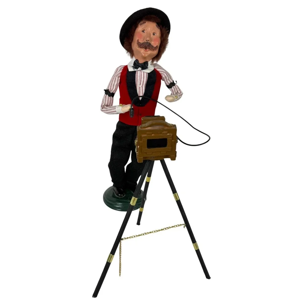 Byers Choice The Carolers Photographer Figurine 1998 Vintage Camera Tripod 14
